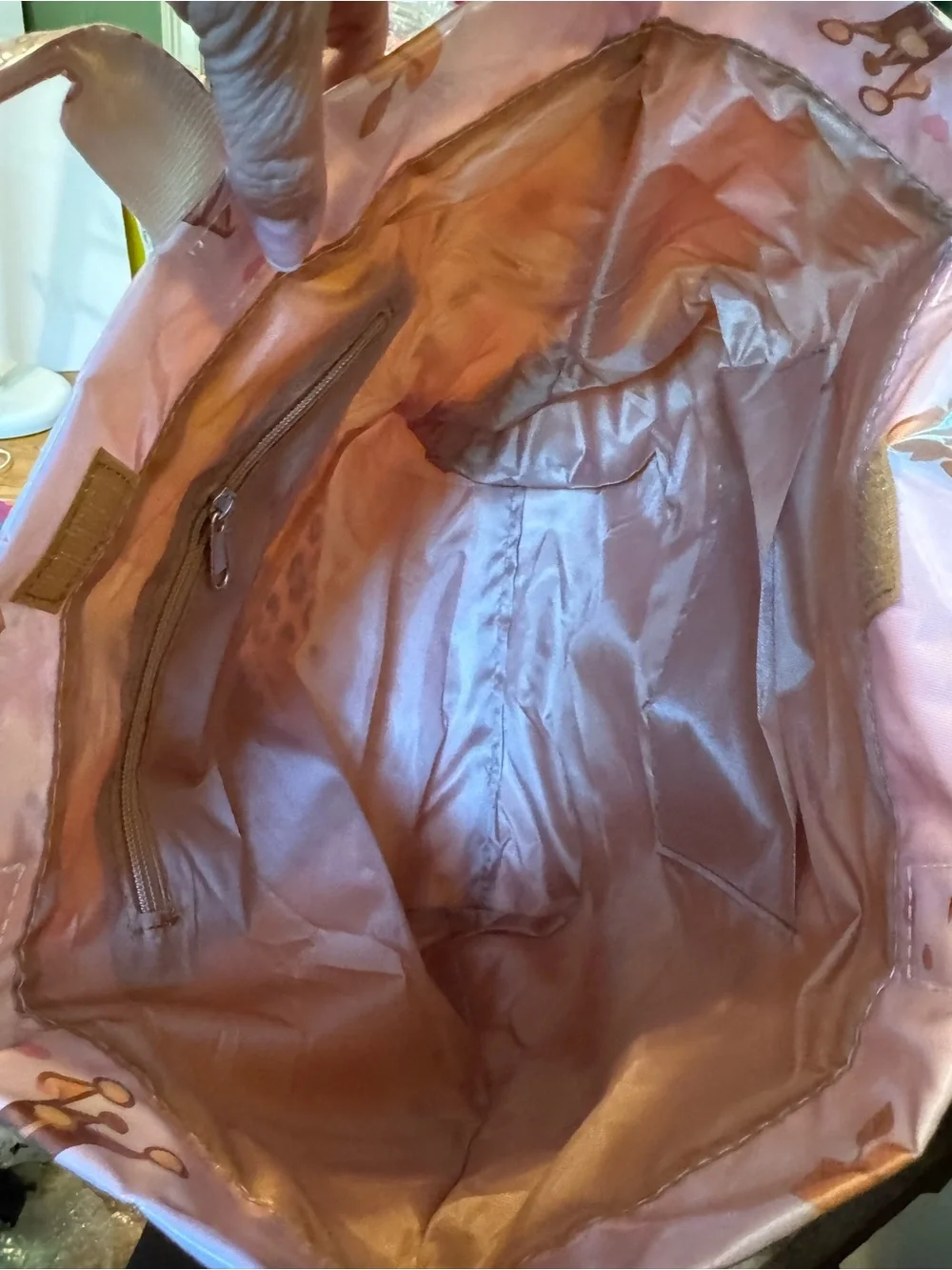 Stylish Pink PVC coveredPumpkin Print Tote Bag fabric lining. NWT